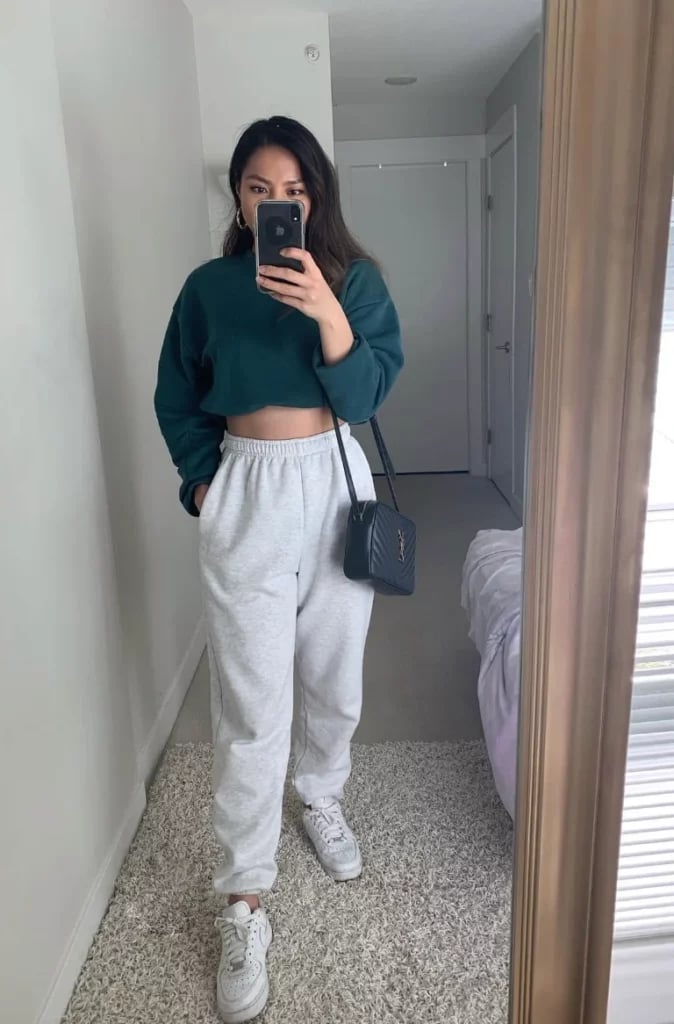 Gray Joggers With Cropped Dark Green Sweatshirt Gray Joggers With Cropped Dark Green Sweatshirt — Gray Joggers Outfits 2027